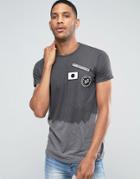 Pull & Bear Ombre T-shirt In Dark Gray With Badge Detail - Gray
