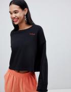 Weekday Crop Wide Sweater With Heartbreak Slogan - Black