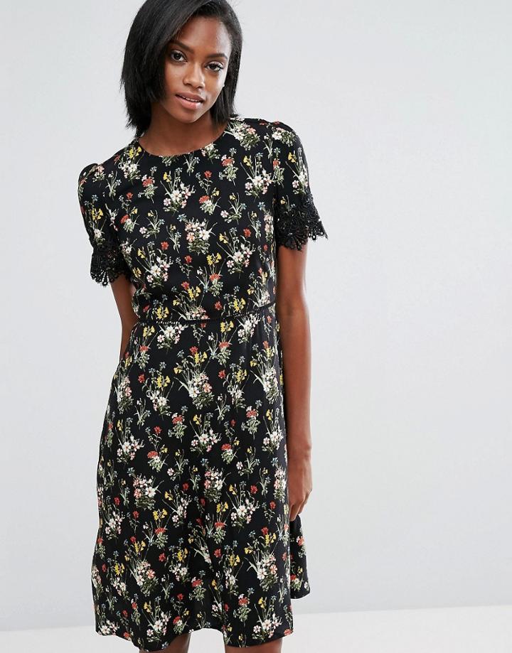 Oasis Longer Line Floral Print Lace Sleeve Dress - White