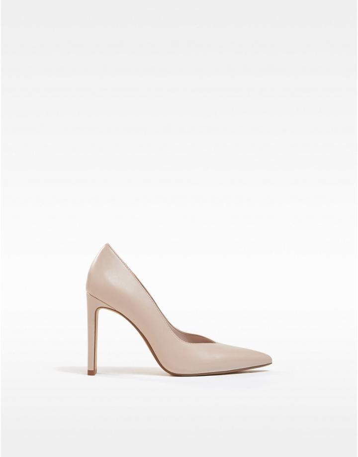 Bershka Heeled Pumps In Beige-neutral
