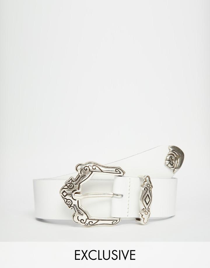 Retro Luxe London Western Belt With Antique Heart Metal Tip - White