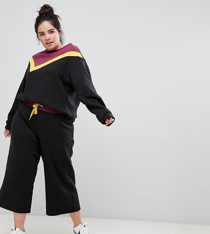 South Beach Plus Crop Joggers In Black - Black