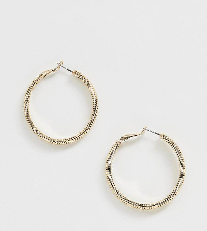 Monki Ribbed Hoops In Gold - Gold