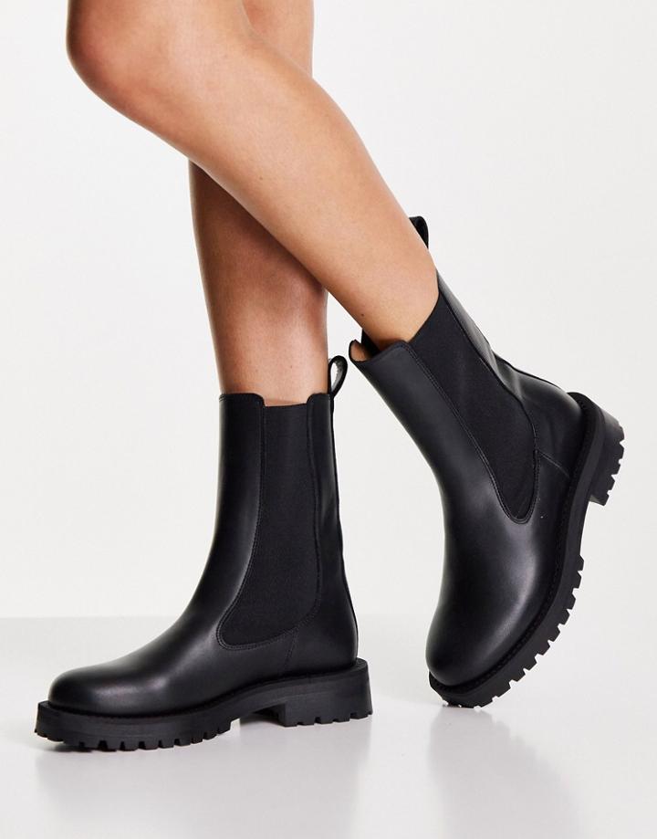 & Other Stories Leather Chunky Sole Pull On Boots In Black