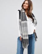 Only Knitted Scarf With Tassel Detail - Gray