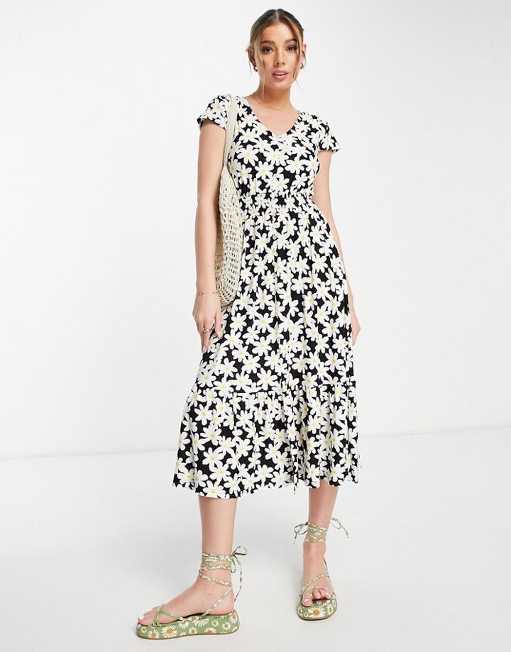 Qed London Soft Touch V Neck Button Through Midi Dress In Daisy Print-black