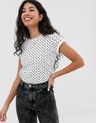 Brave Soul Penny T Shirt In All Over Heart Print-white