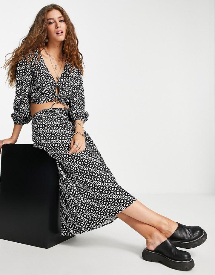 Topshop Geo Floral Midi Skirt In Monochrome-black