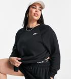 Nike Plus Essential Sweatshirt Crew Neck In Black