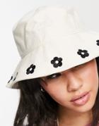 Vans X Sandy Liang Bucket Hat In Ecru-neutral