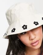 Vans X Sandy Liang Bucket Hat In Ecru-neutral