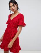Oasis Tea Dress With Ruffle Detail In Floral Print - Red