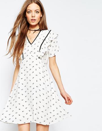 Most Wanted: Asos Printed Tea Dress With Ruffle Detail - Multi