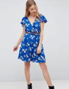 Yumi Wrap Front Dress With Belt In Heron Print - Blue