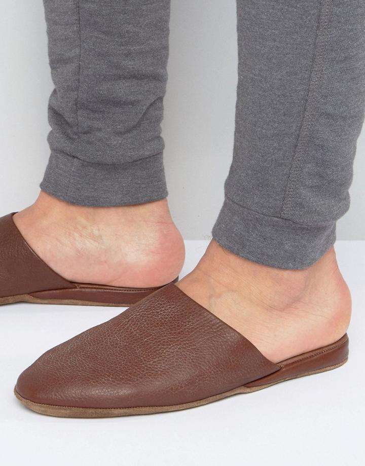 Lyle & Scott Leather Slippers In Case - Brown