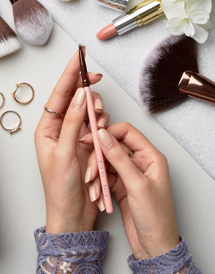 Luxie Eye Liner Eye Brush 219 - Clear