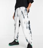 Collusion Oversized Sweatpants With Reverse Panels In Black And White Tie Dye - Part Of A Set-green