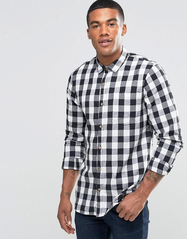 Pull & Bear Check Shirt In Black And White In Regular Fit - White