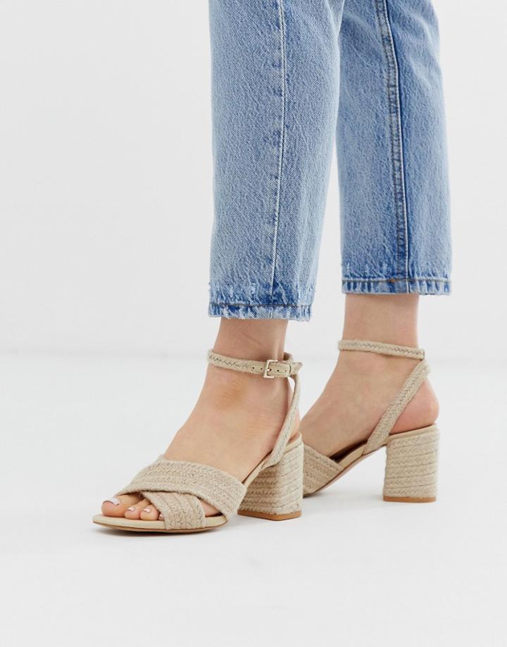 Stradivarius Raffia Cross Strap Sandals In Beige - Beige