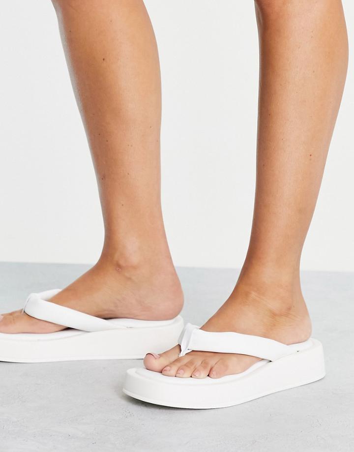 Kaltur Flip Flip Sandals In White Recycled Pu