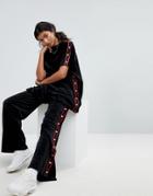 Lazy Oaf Oversized T-shirt In Velour With Heart Poppers - Black