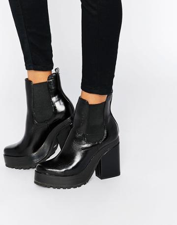 Eeight Yolanda Heeled Chelsea Boot - Black