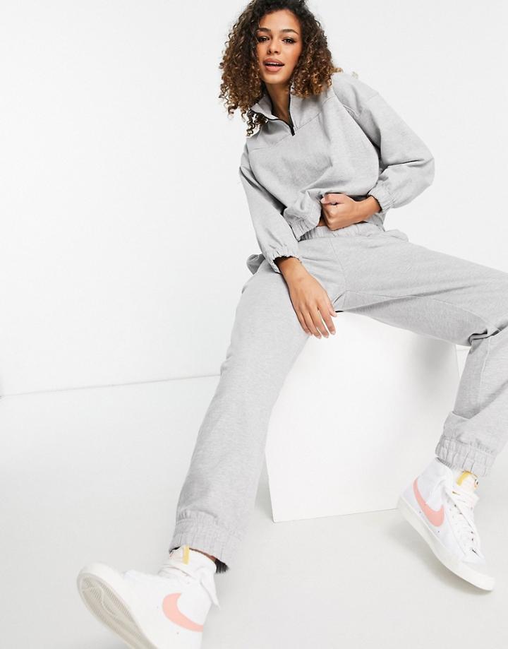 Urban Bliss Set Cuffed Sweatpants In Gray Heather-grey