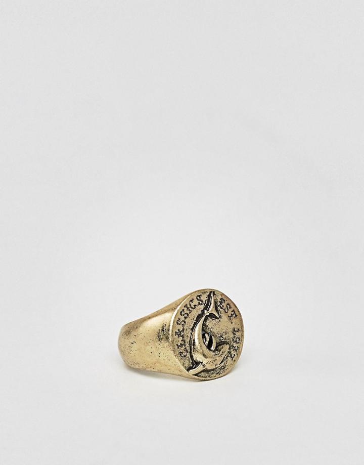 Classics 77 Shark Engraved Signet Ring In Silver - Silver