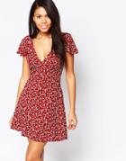Influence Angel Sleeve Tea Dress In Ditsy Print - Maroon