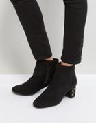 Qupid Stud Heel Boots - Black