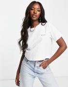 Columbia North Cascades Cropped T-shirt In White/ Fuchsia