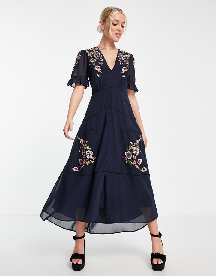 Hope & Ivy Claudine Embroidered Dress In Navy