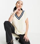 Noisy May Exclusive V-neck Knit Tank Top In Cream-white