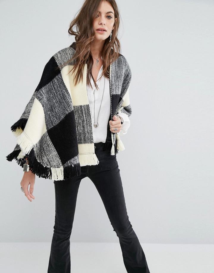 Tularosa Dakota Poncho - Black