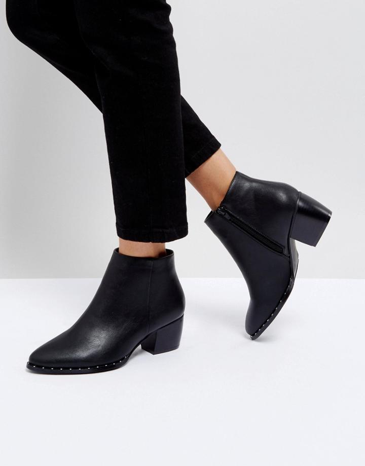 Truffle Collection Stud Rand Kitten Heel Boot - Black