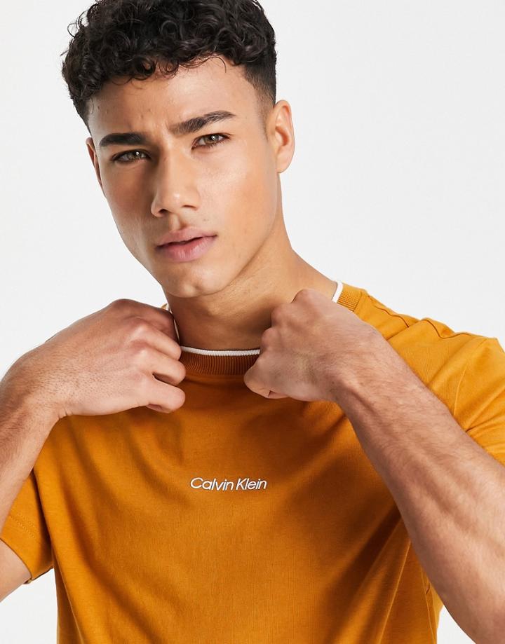 Calvin Klein Center Logo T-shirt In Orange