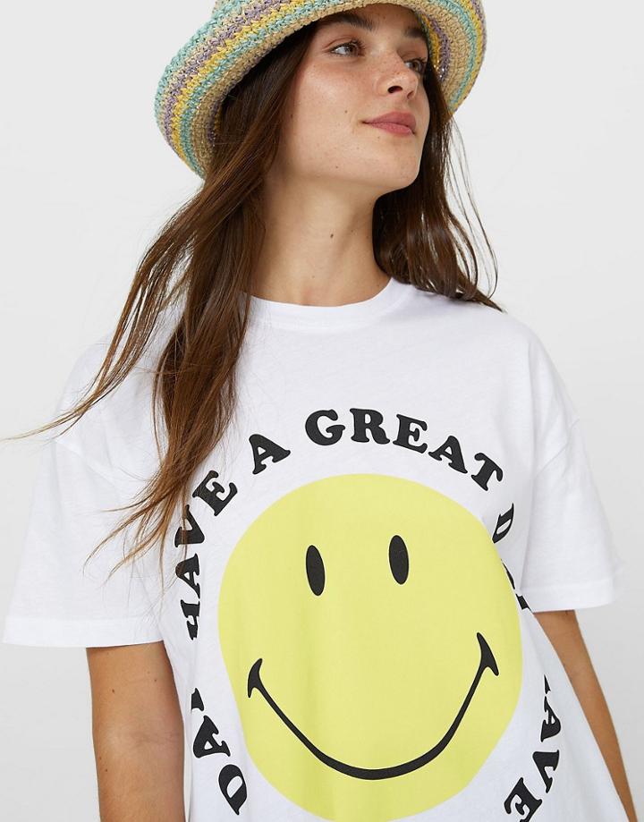 Stradivarius Smile Motif Oversized Tee In White