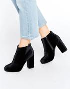 New Look Velvet Heeled Ankle Boot - Black