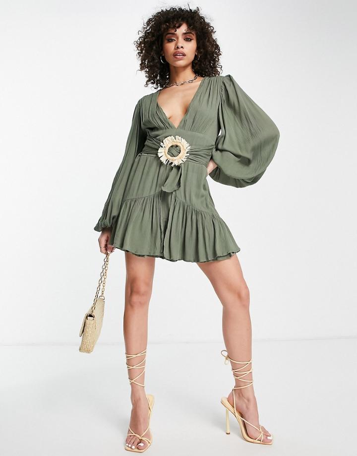 Missguided Balloon Sleeve Plunge Dress Crinkle In Khaki-green