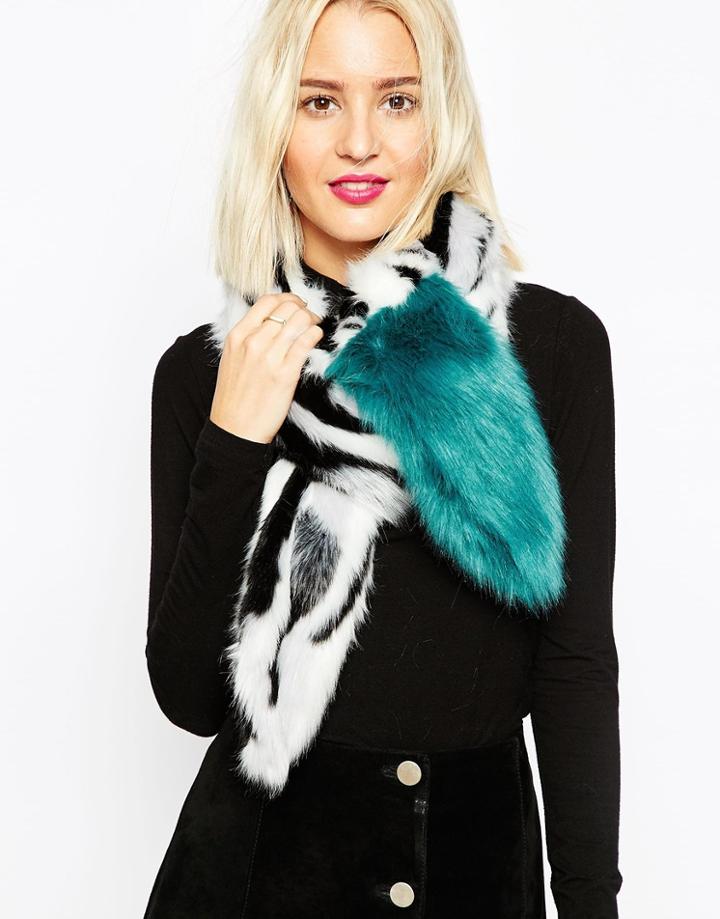 Asos Faux Fur Camo Scarf With Raccoon Tail - Mono