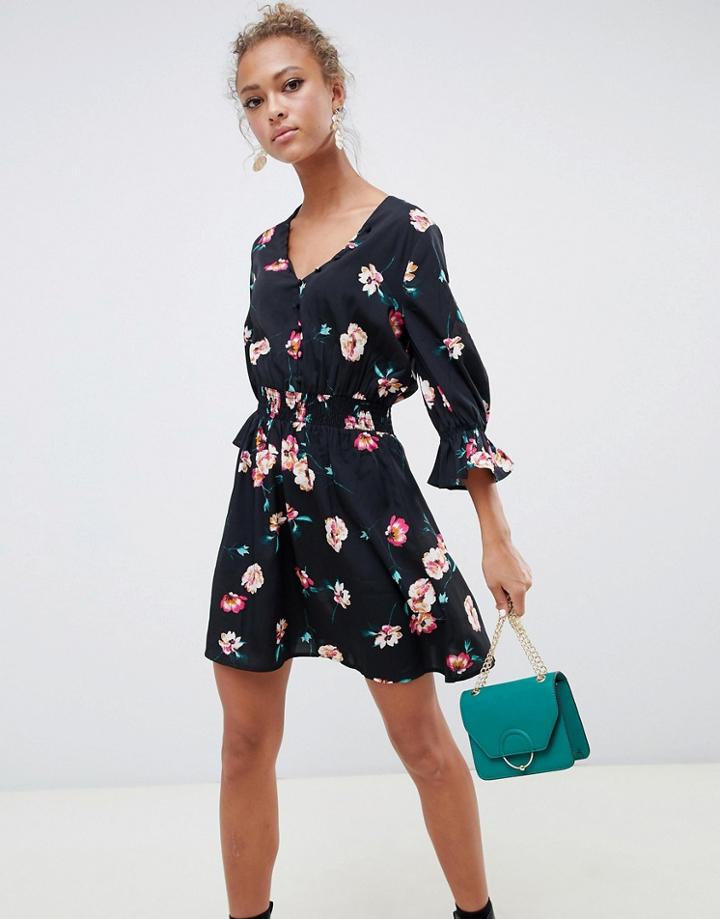Influence V Neck Floral Tea Dress With Gathered Sleeve - Black