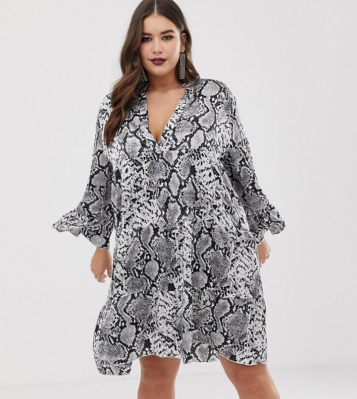 Prettylittlething Plus Exclusive Satin Smock Dress In Gray Snake - Multi