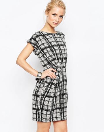 Closet Blu Gathered Waist Dress In Square Print - Black