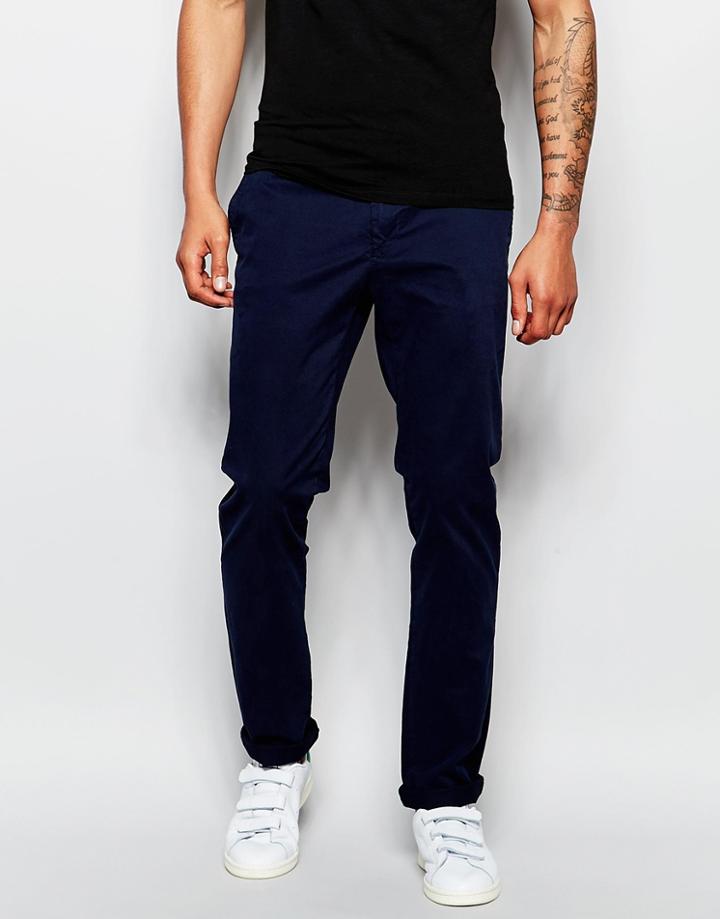 Sisley Chino In Regular Fit - Navy