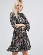 Only Floella Flared Sleeve Printed Dress - Black
