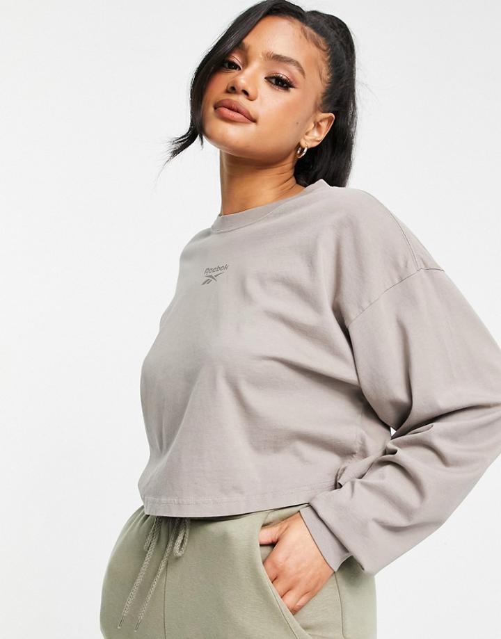 Reebok Small Central Logo Long Sleeve Top In Beige-neutral