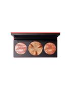 Mac Step Bright Up Extra Dimension Skinfinish Palette: Medium/deep (save 27%)-multi