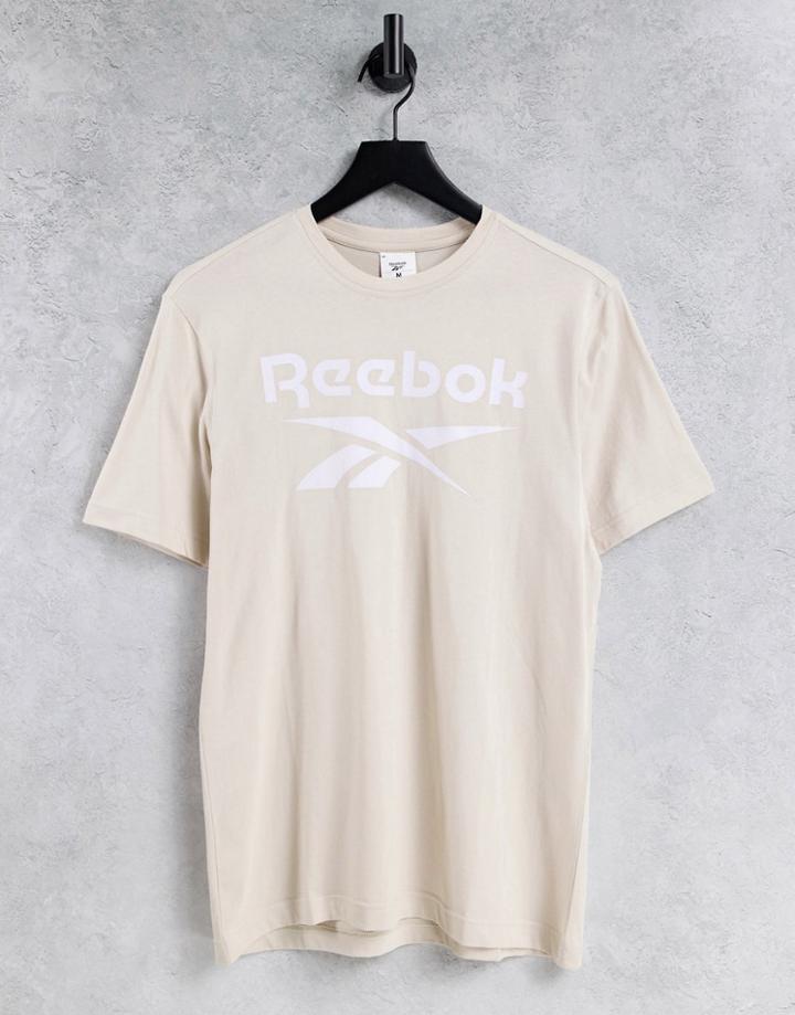 Reebok Graphic Series Stacked Logo T-shirt In Beige-neutral