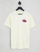 Nike Swoosh League Hbr Logo T-shirt In Cream-white