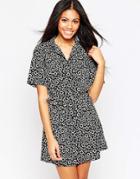 Influence Shirt Dress With Waist Tie In Ditsy Daisy Print - Black